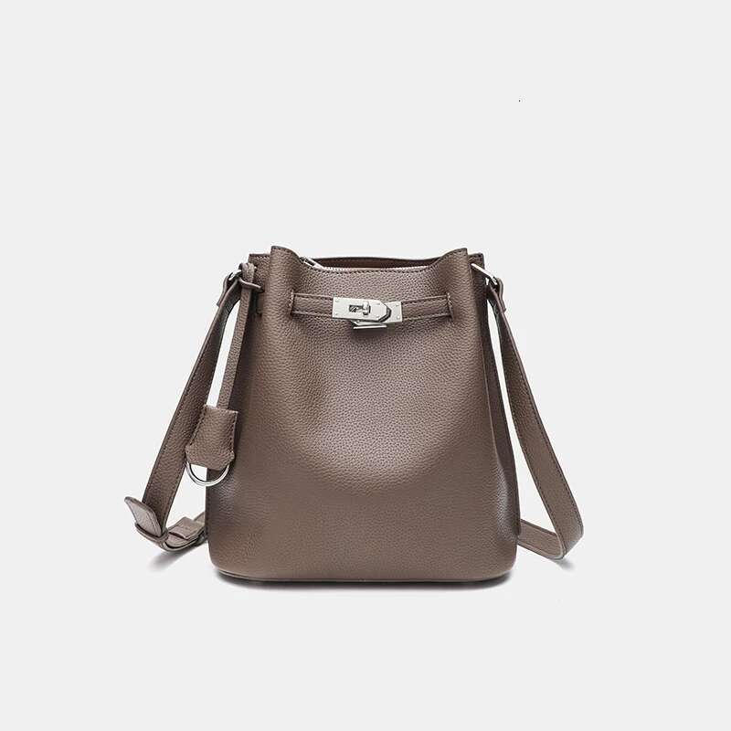 2025 New Bucket Bag Casual Vertical Horseshoe Shoulder Crossbody Handbag For Women