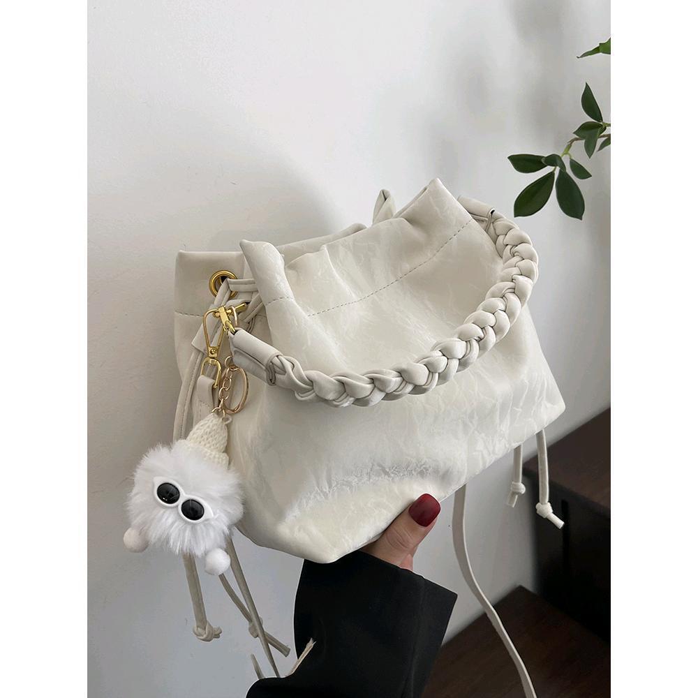2025 new bag luxury fashion female niche pink new multi-functional designer crossbody bag premium texture single shoulder crossbody bag casual trend t