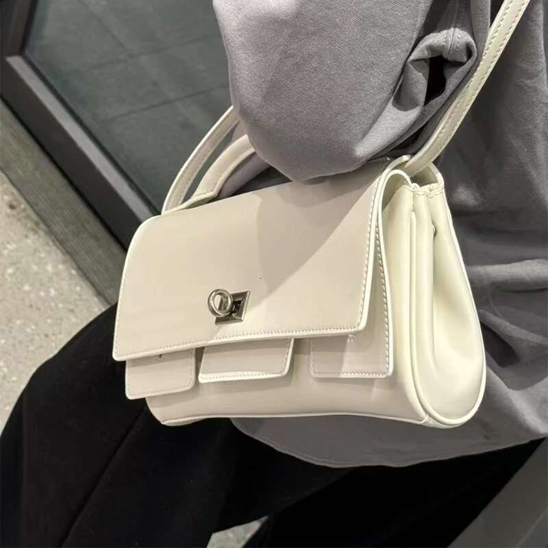 Genuine Leather Lock Clutch Brand Elegant High-end Temperament Retro Motorcycle Versatile Women Square Crossbody Bag