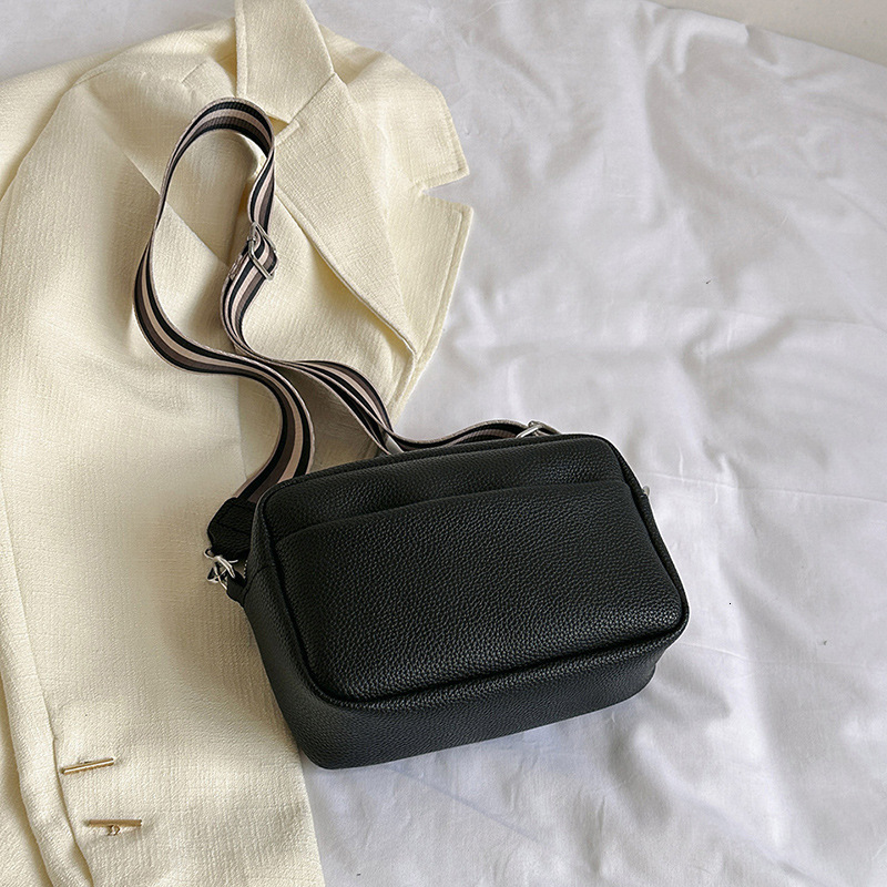 Free Delivery Designer Bag Trendy 2025 Fashion Casual Solid Color Crossbody Women's Wide Strap Single Shoulder Small Square Bag Luxury Bag