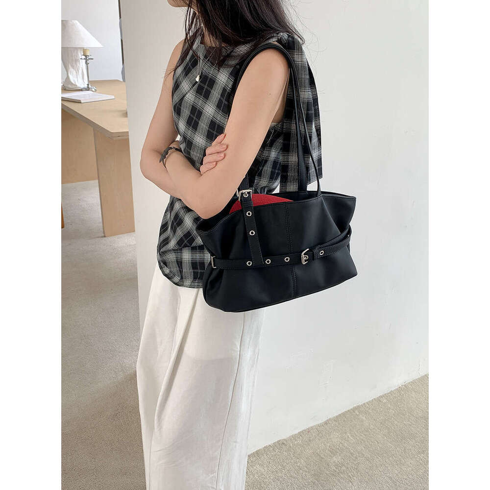 New Shoulder With Large Capacity Spring Summer Commuting In 2025, Fashionable And Minimalist Tote Bag For Women