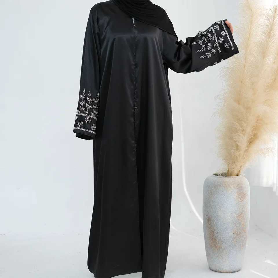 Ramadan Beads Abayas for Women Muslim Satin Maxi Dress Dubai Kaftan Turkey Robe Islam Clothing Eid Kimono Cardigan Ka Abaya X250514