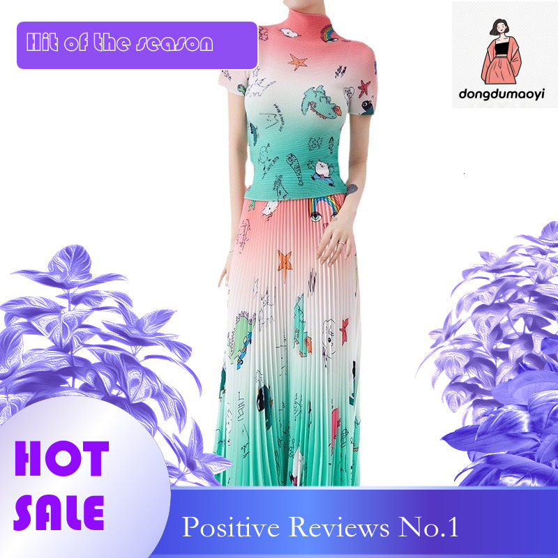 dongdumaoyi Miyake 2025 Summer New Commuter Cartoon Printed T-shirt, Half Skirt Set, Folded Women's Wear Set