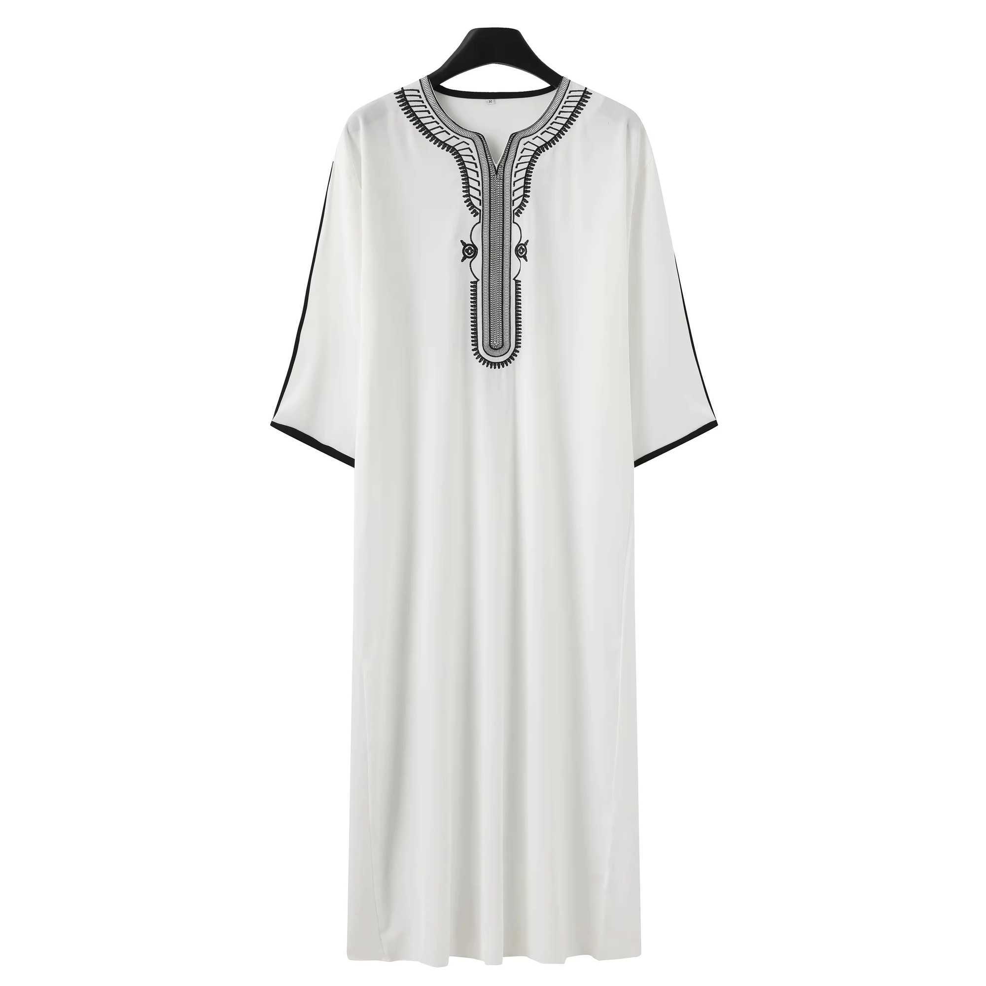 Moroccan style Muslim mens long robe white elegant exquisite embroidery mens long robe casual simple robe X250514
