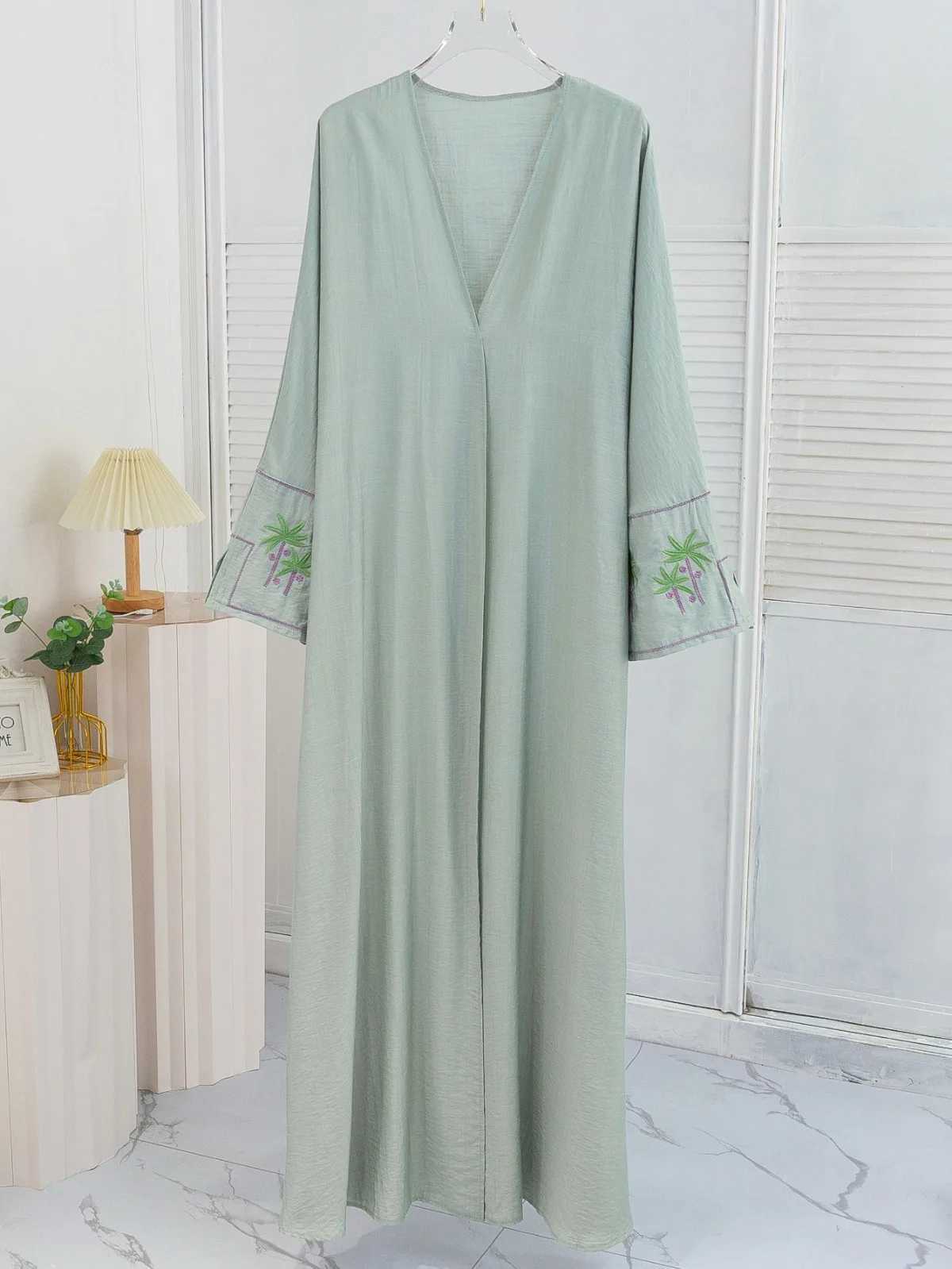Middle Eastern Open Front Abaya Long Slve Womens Clothing Muslim Cardigan Abayas Embroidery Kaftans Women Jilbabs Maxi Dress X250514