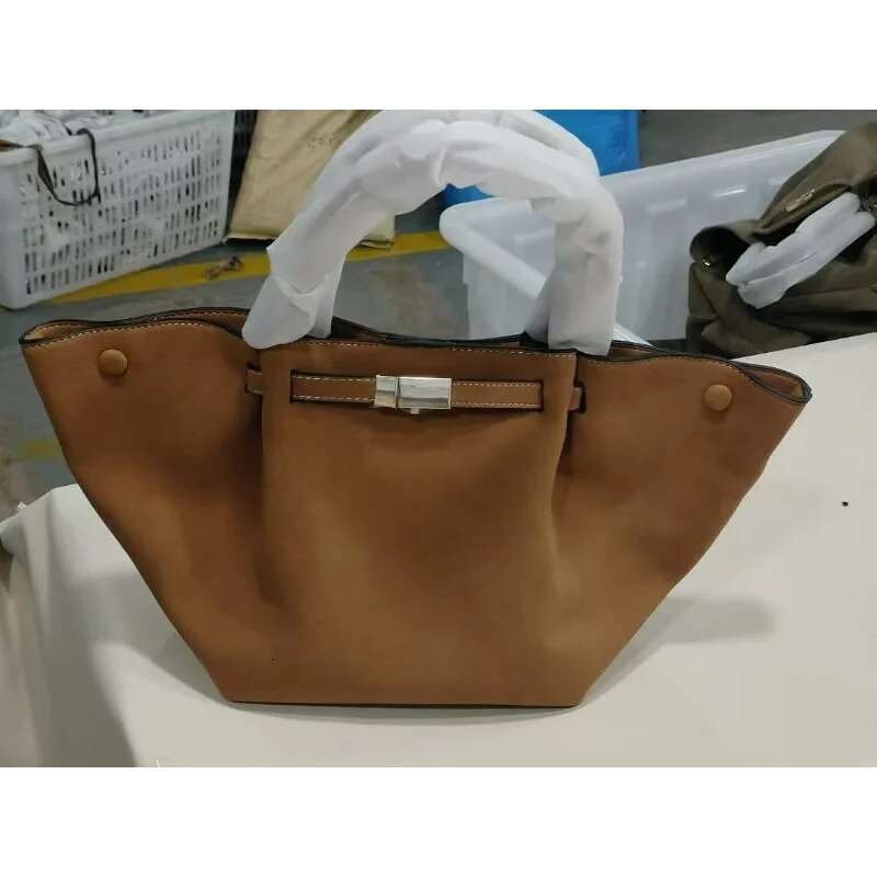 Premium Suede Frosted Wing European And American Fashion Portable Large Capacity Tote Bag, Versatile Shoulder Bag