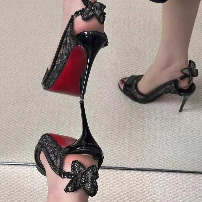 2025 Summer New Fish Mouth Lace Black High Heels Women Fine Heel Sexy Royal Bow One Strap Sandals W250514