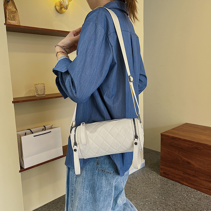Free Delivery Designer Bag Lingge Embossed Elegance Simple And Fresh Fashionable Single Shoulder Crossbody Bag Spring/summer 2025 Cylindrical Bag Luxu