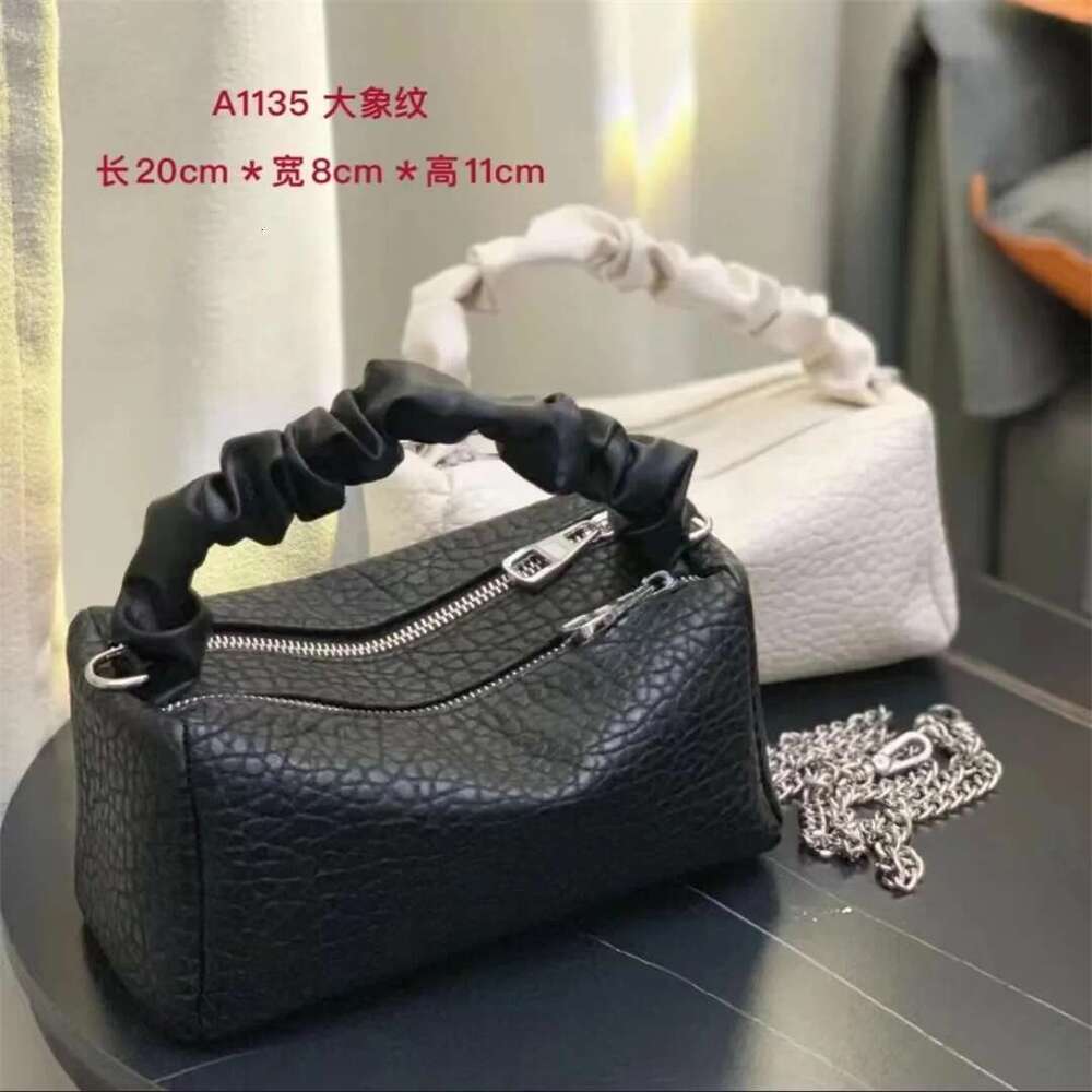 New Fashion Handle Bag Trendy High Quality Designer Handbags Lady Purse Soft Leather Chain Bags
