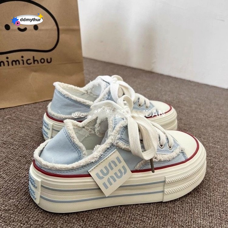 Can be worn as a pair women's thick soles, versatile with one foot. The 2025 new niche design increases the height of casual canvas shoes ddmythu