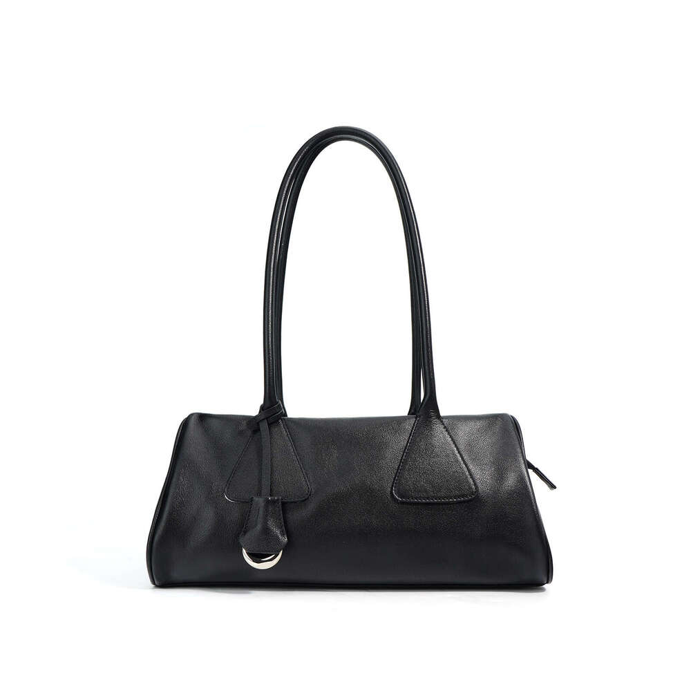 Single Shoulder Armpit Baguette For Women 2025 New High-End Triangle Bag Hand-Held Crossbody Bowling Bag