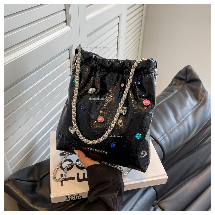 2025 Free Shipping Designer Women's Bag Large Capacity New Texture Burst Pattern Colored Diamond Crossbody Bag Fashion Handbag Large Shopping Bag