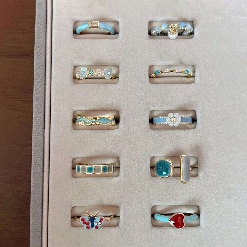 Heartwarming Style~Small and Trendy Enamel Colored Drip Oil Butterfly Ring for Women, Cream Light Luxury Versatile, High End Handmade Decoration
