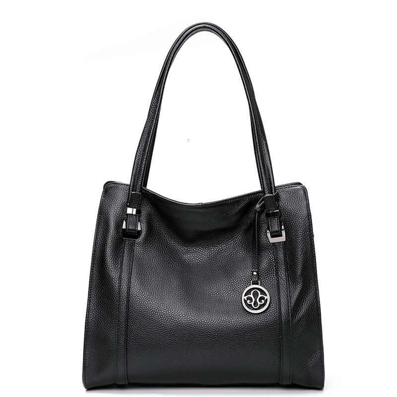 The New Leather Women's Has Large Capacity Hand-Carried With Cowhide Top Layer And A Cross-Body Bag