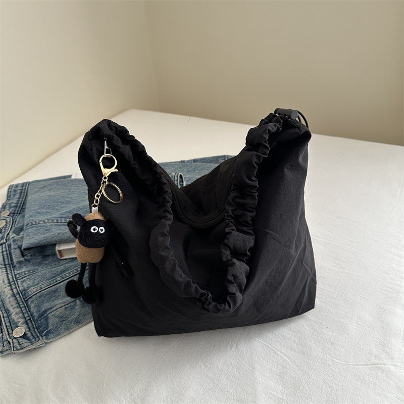 Korean Version Dumpling Nylon Simple Canvas Large Capacity New Free Delivery Designer Bag Casual Bag Luxury Bag Women's Trendy Single Shoulder Cr