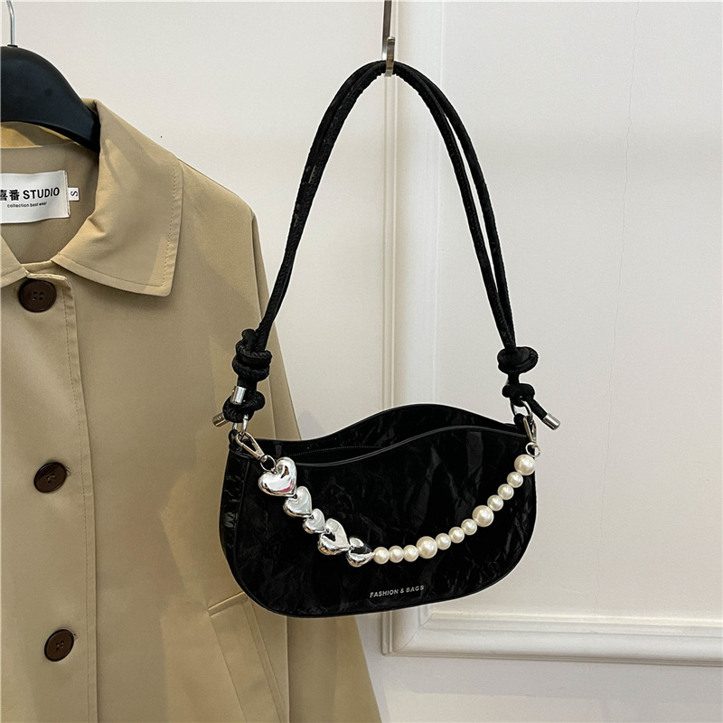 Free Delivery Designer Bag Small Niche Design For Women 2025 New High End Style French Stick Pearl Chain Armpit Single Shoulder Crossbody Luxury Bag