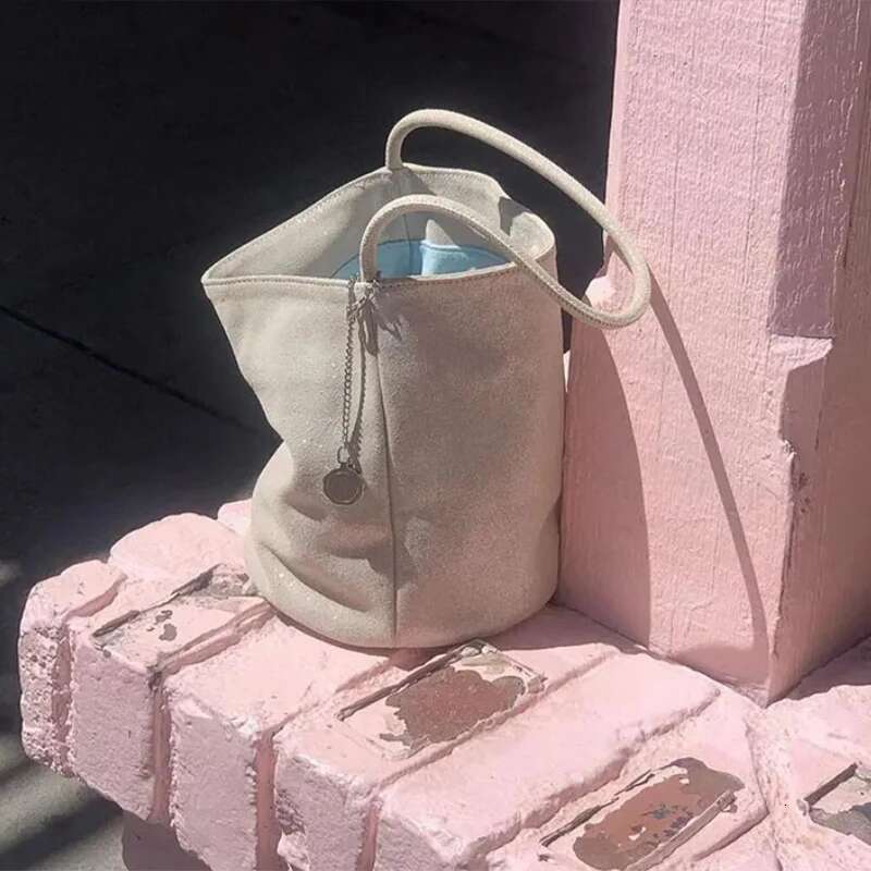 Pink Korean Brand Bucket New Shiny Leather With Sliver Round Metal High-end Designer Sweet Cute Fashion Shoulder Bag