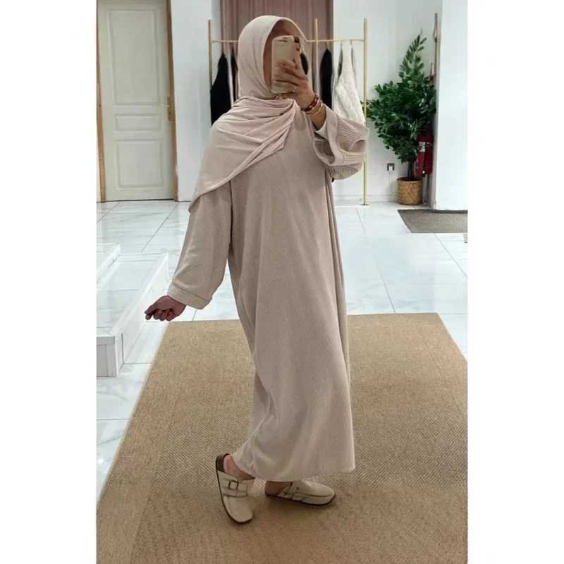 New Muslim Corduroy Warm Casual Fashion Skirt Abya Winter Side Pocket Thick Womens Long Robe Comfortable Practical Elegant X250514