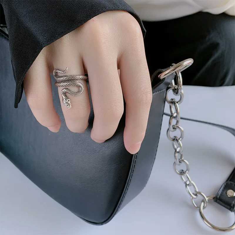 925 Sterling Silver Entanglement Snake Rings Adjustable Rings For Women Engagement Wedding Luxury Jewelry Accories WholesaleXJ250514