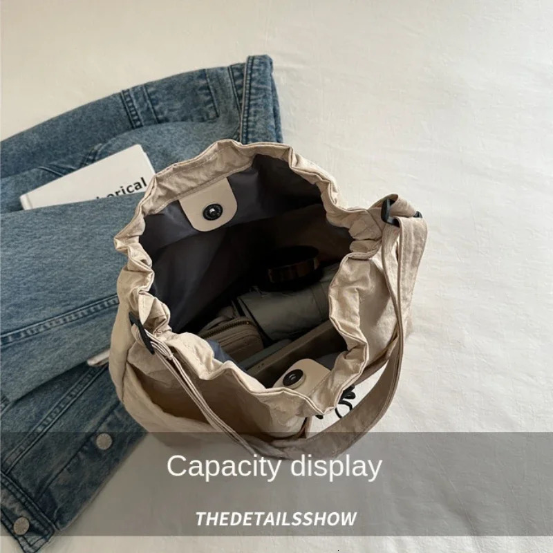 Large Capacity Versatile Shoulder Bag for Womens Summer Lightweight Crossbody Minimalist Tote Handbag 250514