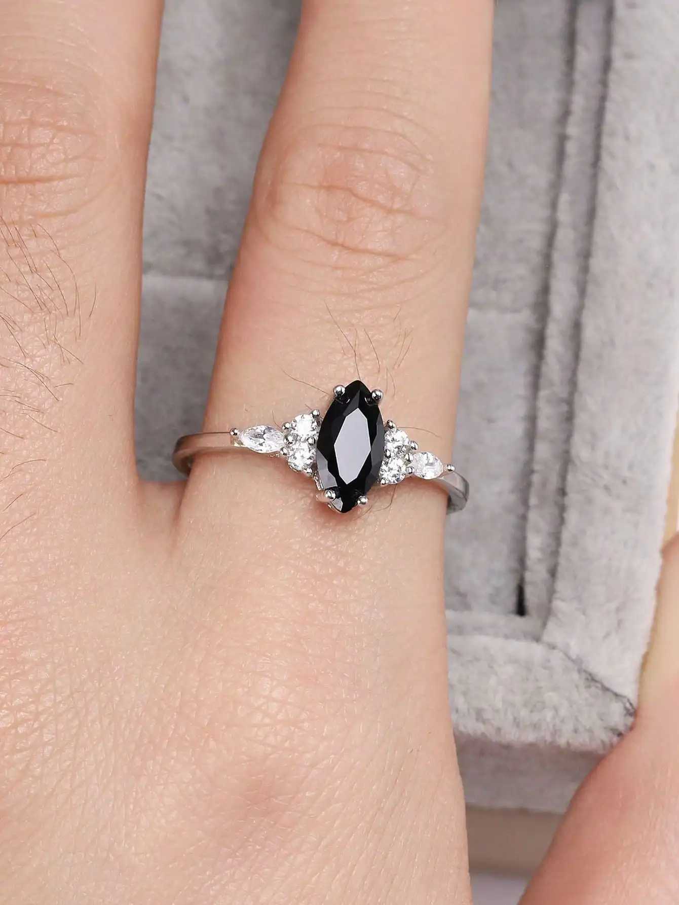 S925 Sterling Silver Ring Oval Black Agate Set with Diamond Simple Design in Europe and America Prom Party Style Fashion WomenXJ250514