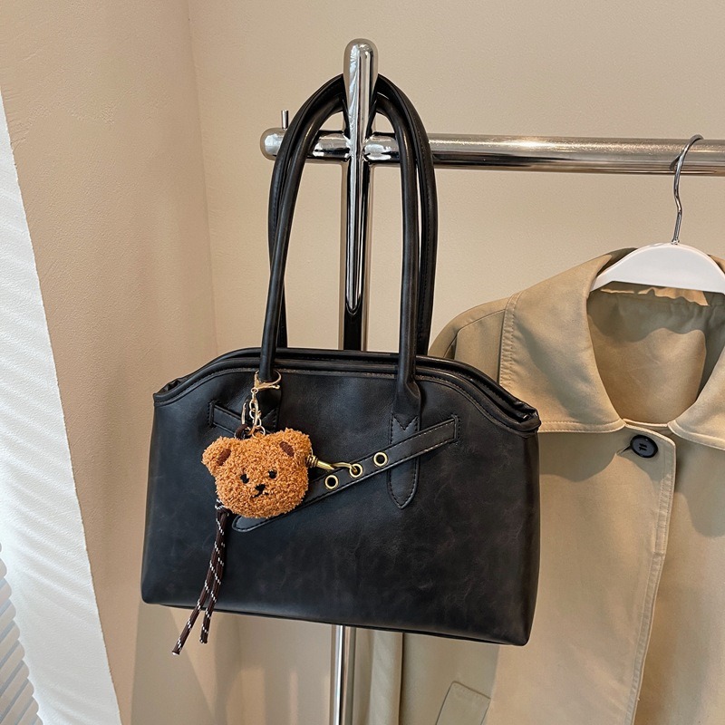 Versatile Womens Designer Shoulder Satchel Chic Soft Leather & Timeless Aesthetic