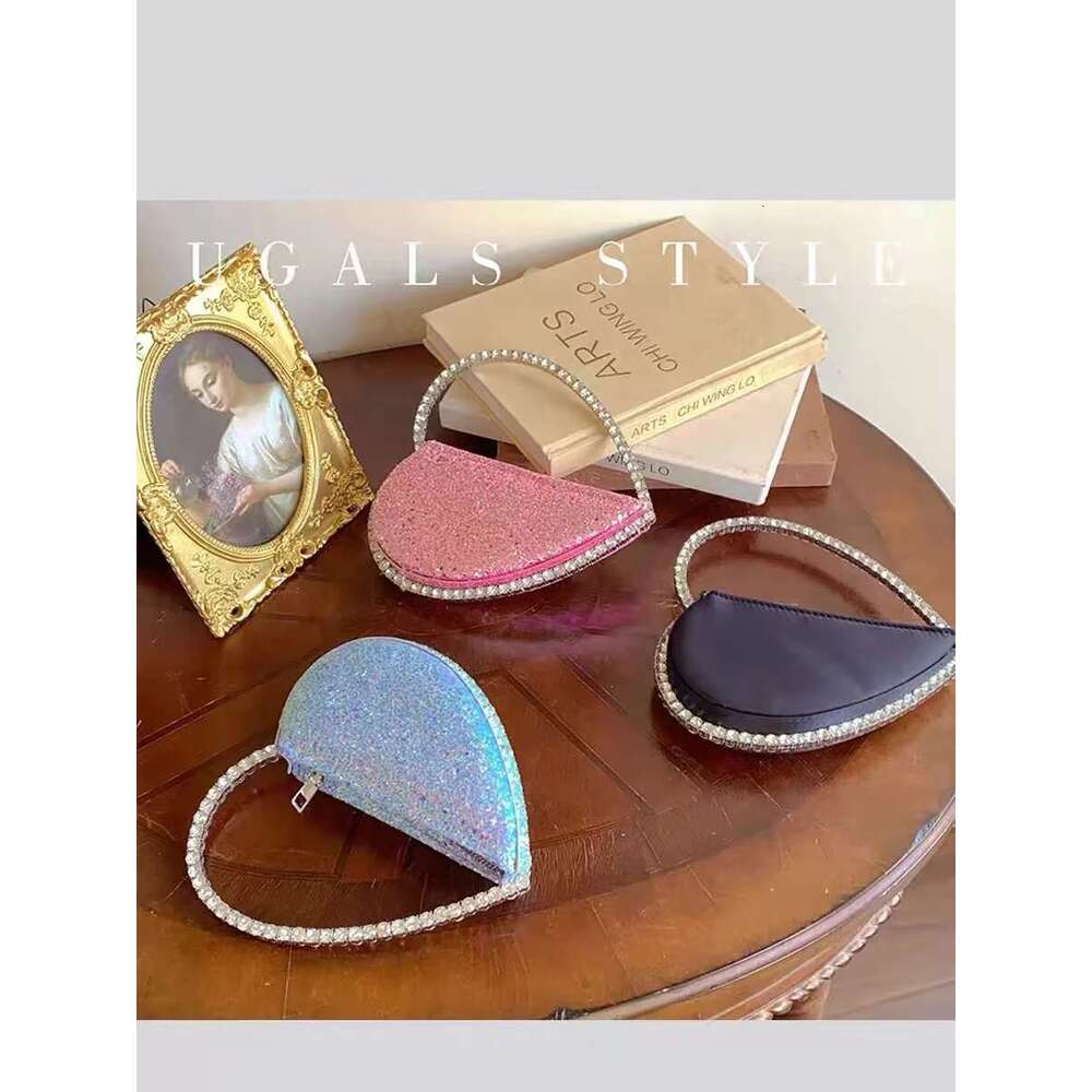 Glitter Sequins Heart Shaped Metal Handle Women Handbag Crystal Shiny Dias Evening Bag Wedding Party Clutch Purse