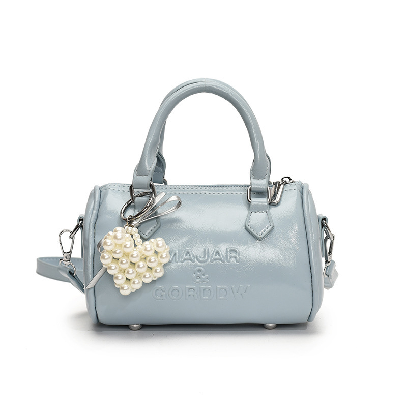 2025 New Free Delivery Designer's Bag Casual Texture Niche Design Pillow Fashion Stylish Trend Women's Simple Shoulder Crossbody Bag