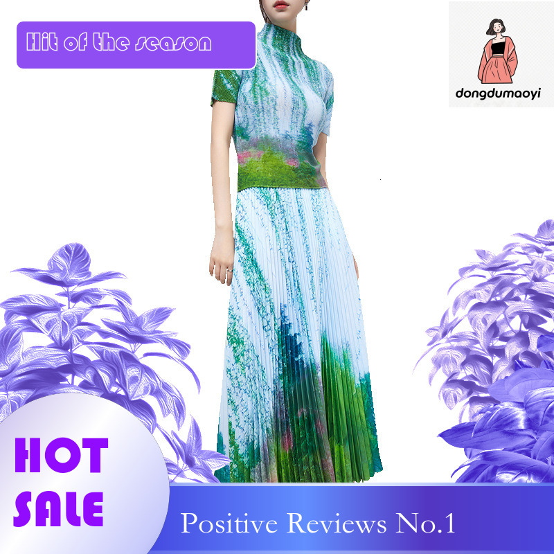 dongdumaoyi Wrinkle Fashion Top Short Sleeve Chiffon Landscape Printed Design Age Reducing T-shirt Half Skirt Two Piece Set for Women