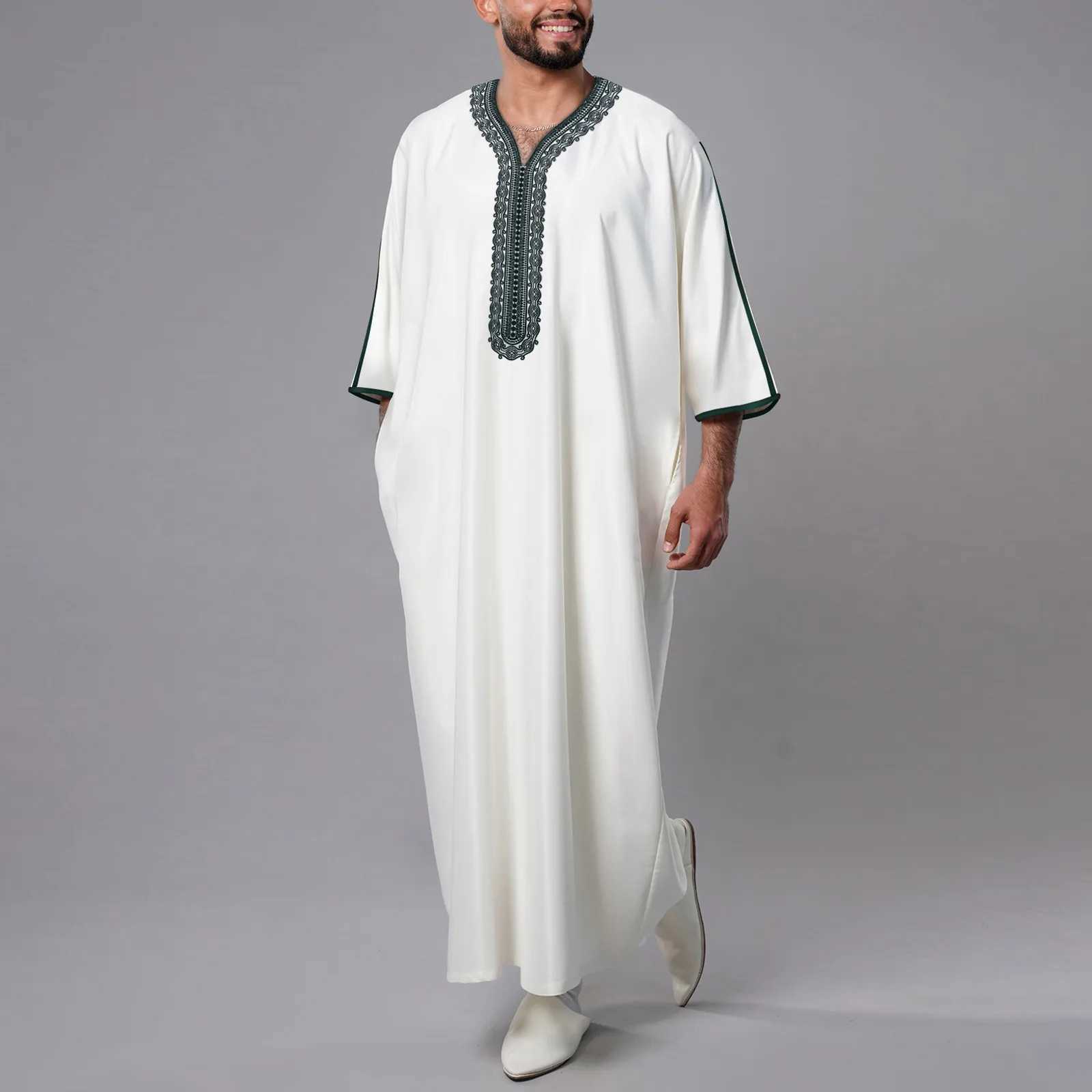 Muslim Mid Sleeve Embroidered Ethnic Moroccan MenS Robe Side Pockets Abaya Thobe Long Sleeve Muslim Kaftan Vintage White Robe X250514