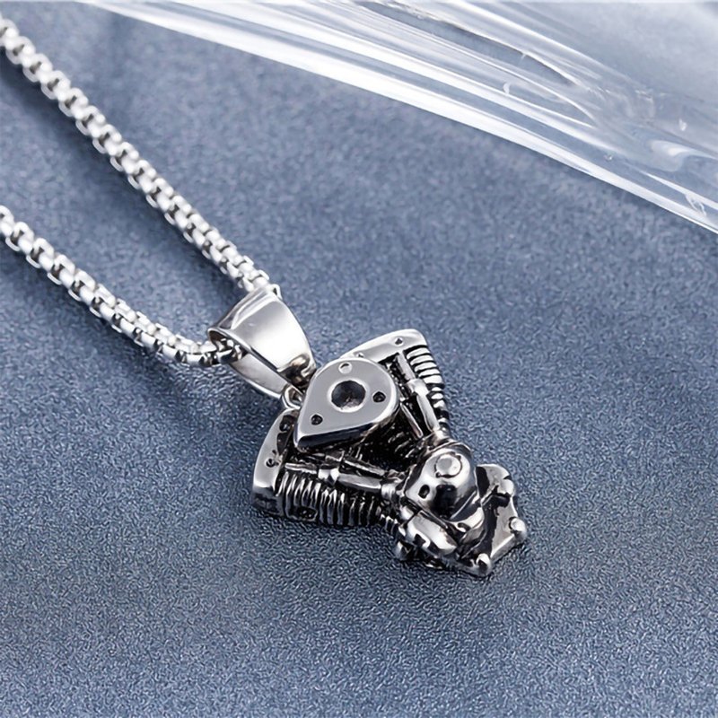 60cm Hip hop style, light luxury trend, high-quality lifestyle, fashionable dressing, retro fashion, cool engine necklace, collarbone chain