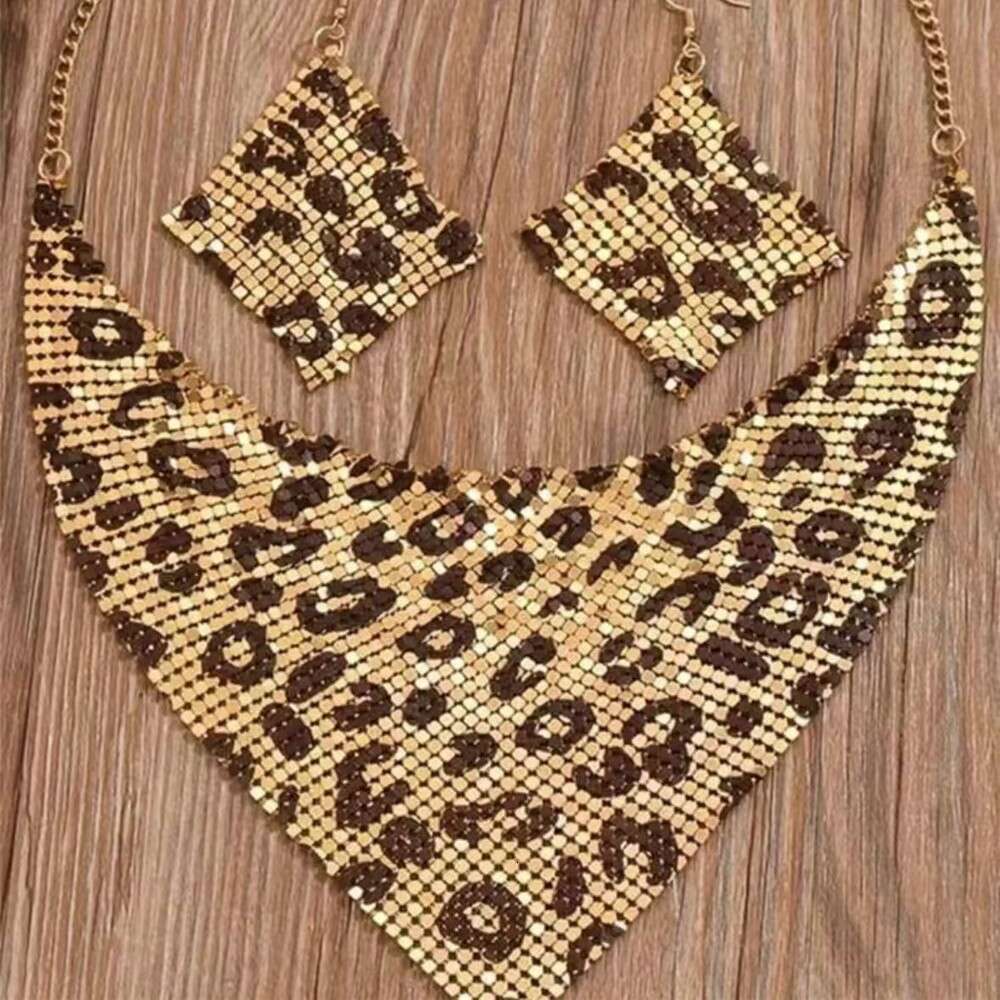 Triangle sequin silk scarf fake collar set with exaggerated personality collarbone necklace earrings pendant 24258