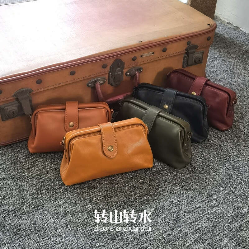 2025 New Genuine Women's Top Layer Cowhide Clip Bag, Casual Vegetable Tanned Leather Box, Mouth, Gold Fan, You Crossbody Bag