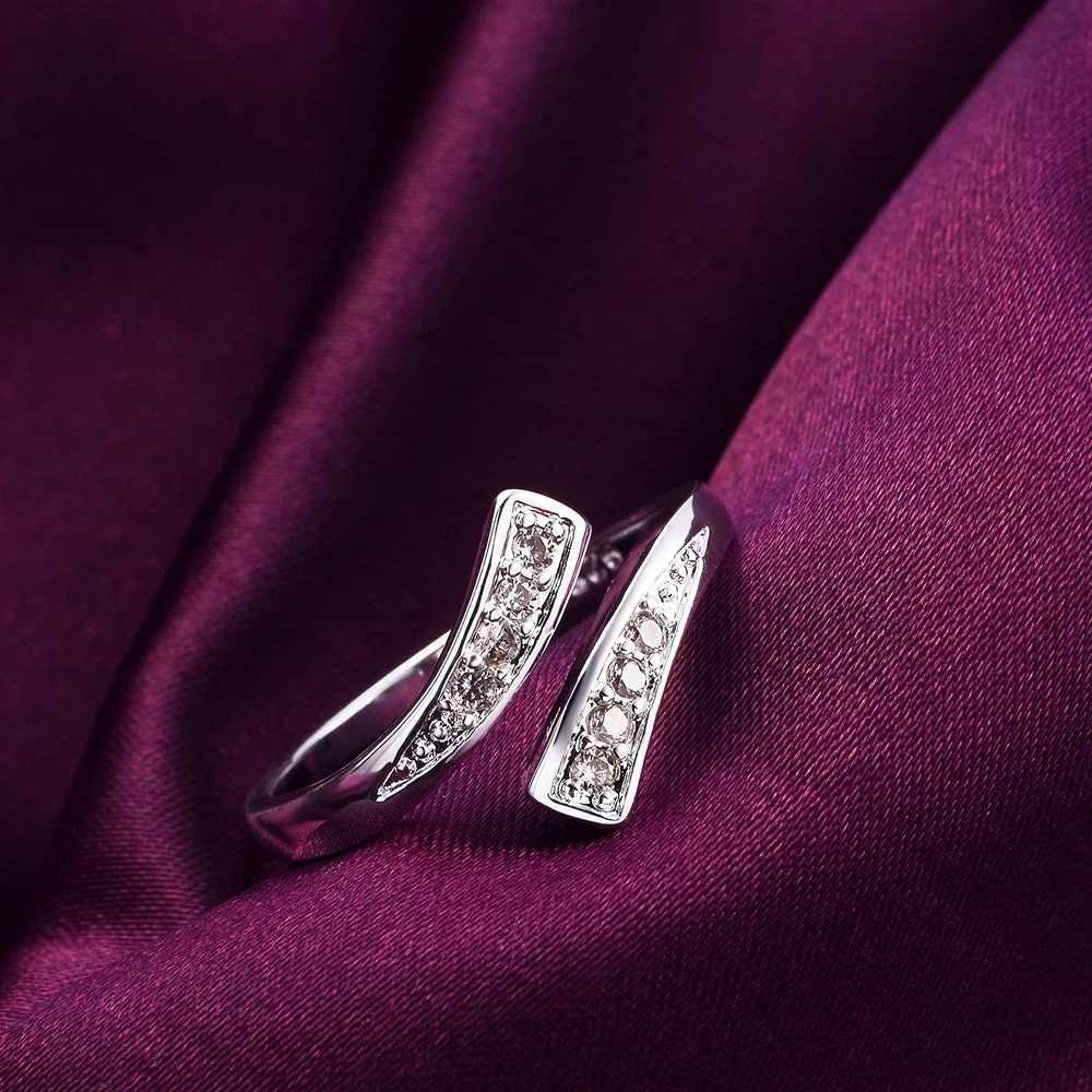 Hot 100% 925 Sterling Silver crystal Ring For women adjustable size Fashion party engagement wedding luxury Jewelry Holiday giftXJ250514