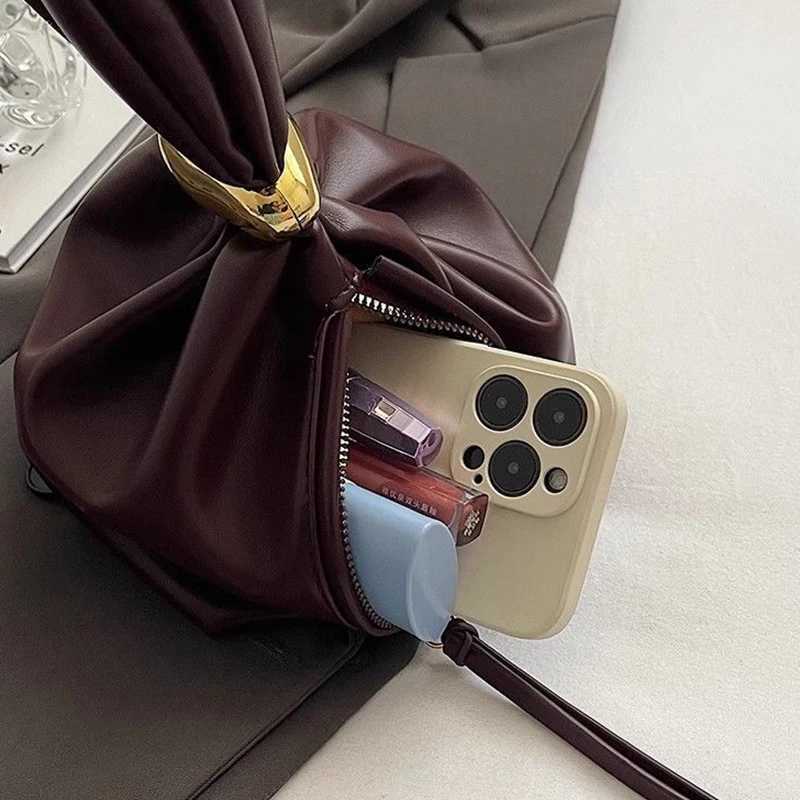 2025 New Spring Wrist Bag Fu Bag Fold Mini Senior Sense Of Small Niche Strange Bucket Bag Elegant Fi Wens Bag Z250514