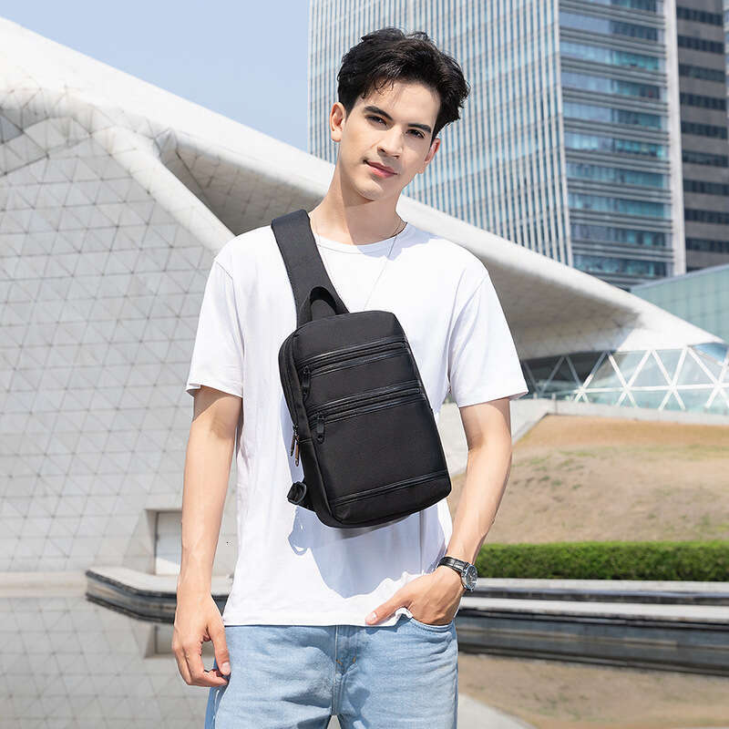 Fashionable men's travel crossbody nylon waterproof shoulder commuting chest bag, Guangzhou Shiling
