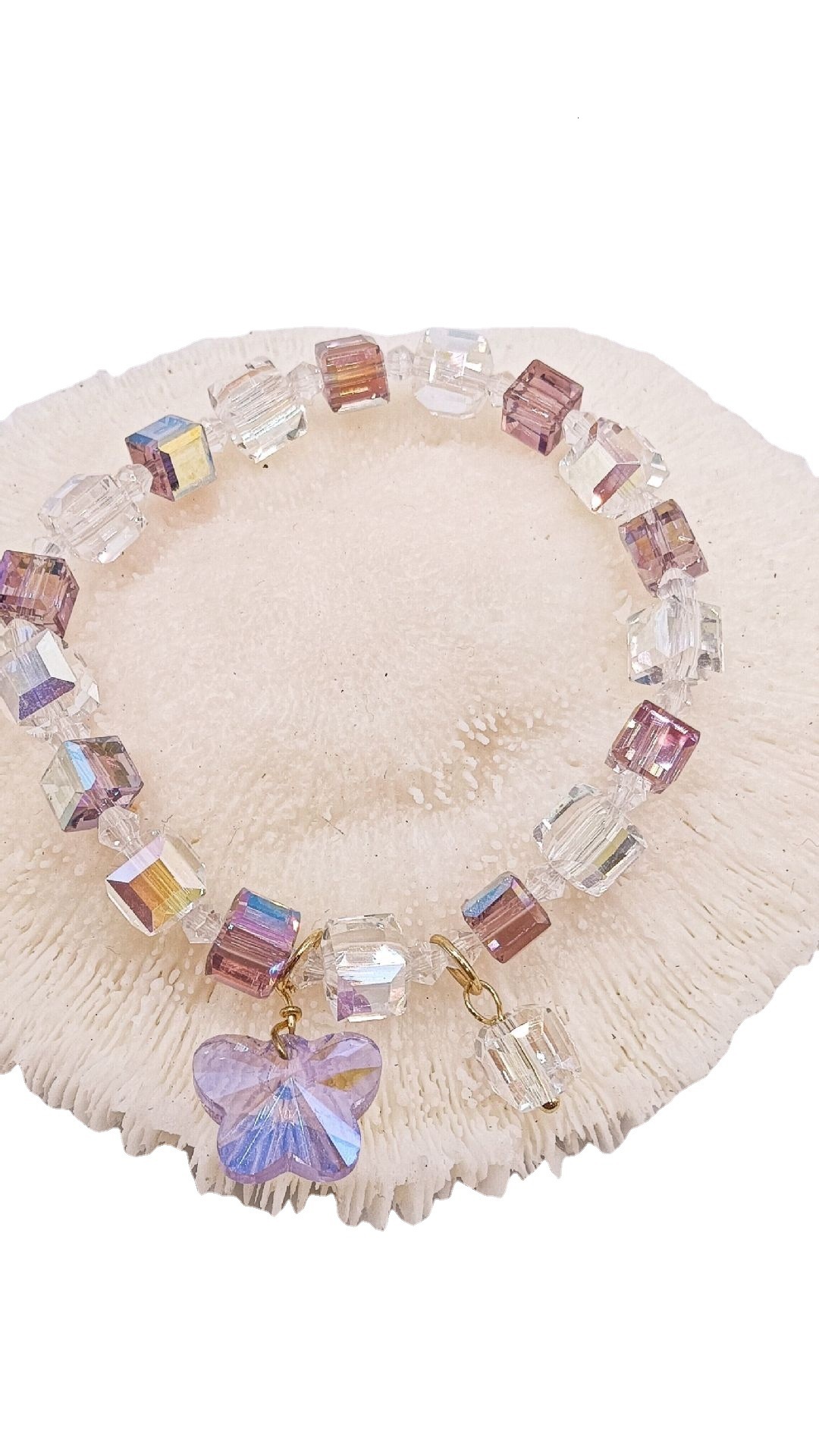 Simple fashionable square sugar white transparent crystal bracelet for girls to wear as a gift, live streaming accessories, and bracelets