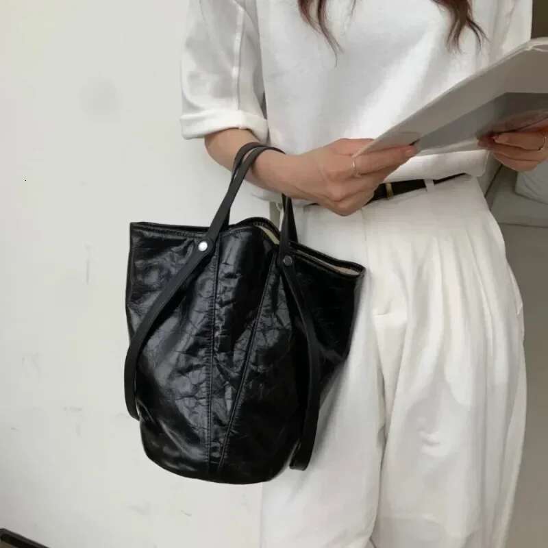 Shopper Bucket Tote Bag Large Capacity Bolsas Mujer Underarm Shoulder Bags For Women 2025 New Sac Femme Practical Bolsos