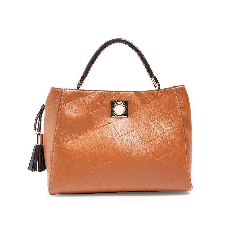 PG Quality Niche Brand Design Versatile Delicate Handbag Casual Light High Sense Fashion Women's Bag