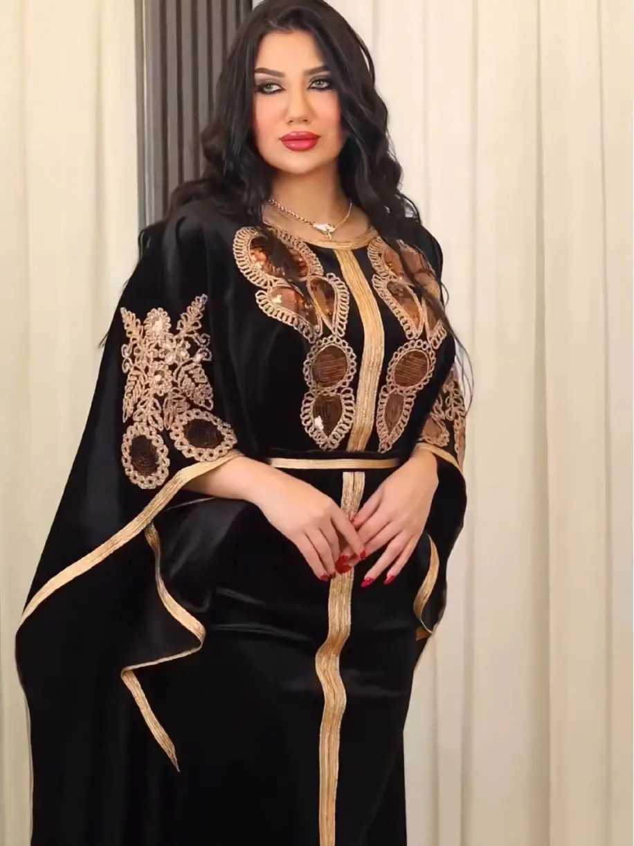 Ramadan Luxury Muslim Fashion Bat Slve Moroccan Turkiye Dubai Dress Middle East Arab Dress Sequins Golden Velvet Long Dress X250514