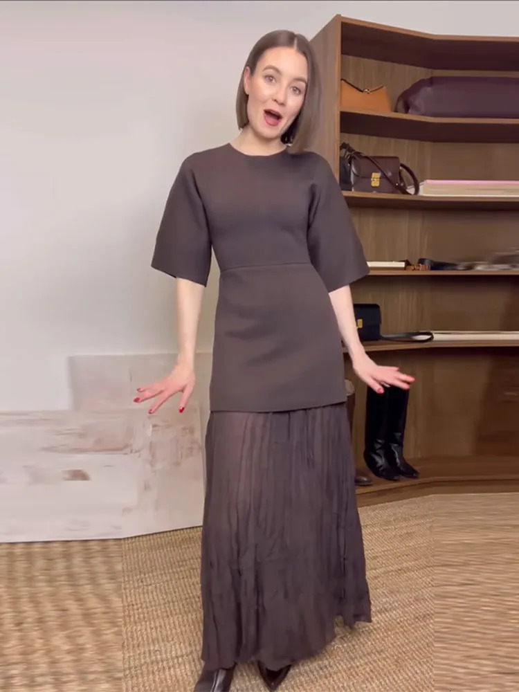 Elegant Pleat Dress Women Brown Oneck Half Sleeve Patchwork Slim Long Dresses Female Spring Summer Lady High Street Robes 250514