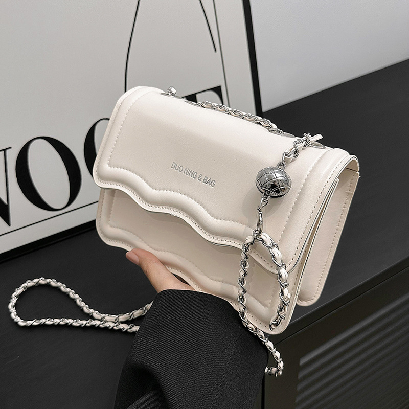 Free Delivery Designer Bag Women's 2025 Solid Color Simple Fashion Casual Chain One Shoulder Crossbody Small Square Bag Luxury Bag