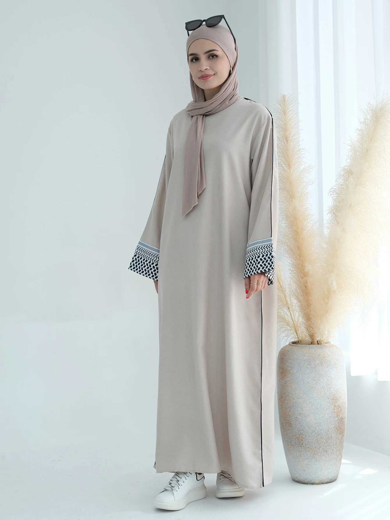 New Dubai Kaftan Turkey Arabic Grace Robe Muslim Women Maxi Dress Abaya Eid Ramadan Moroccan Cardigan Femme Islam Clothing X250514