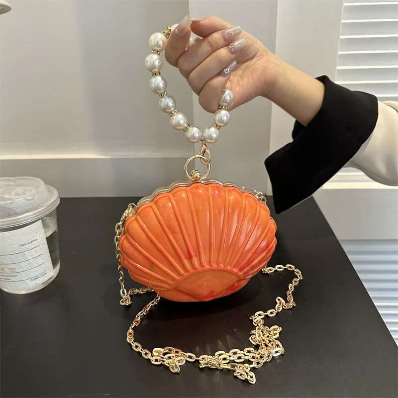 Evening Banquet Shell Aristocratic Acrylic Metal Chain Crossbody For Women European And American Fashion Handle Bag