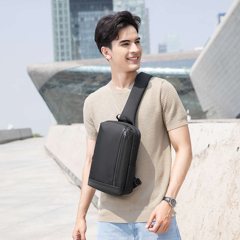Fashionable men's travel crossbody nylon waterproof shoulder chest bag, Guangzhou Shiling