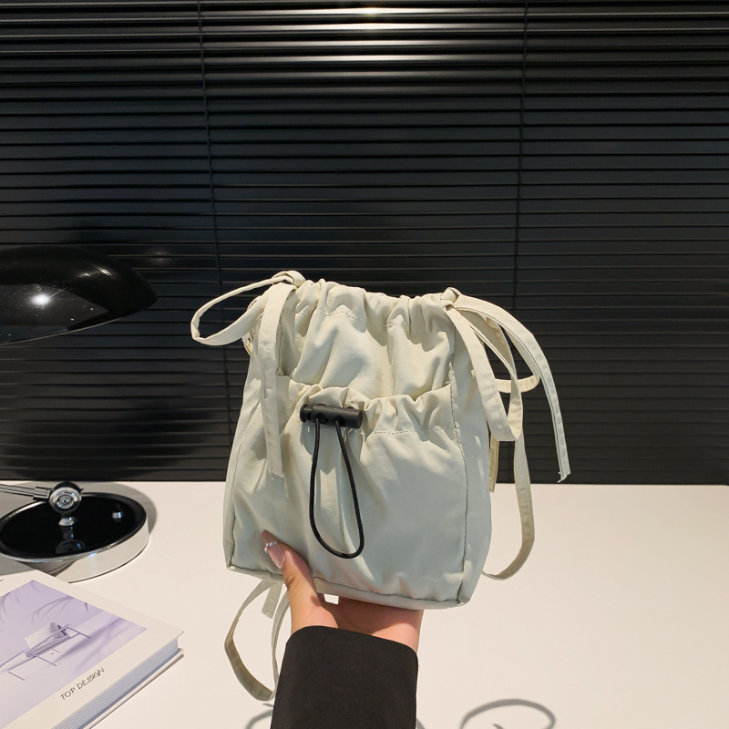 Free Delivery Designer Bag Simplified Korean Version Of Forest Style Small Shoulder Lightweight Nylon Phone 2025 New Lazy Pleated Drawstring Crossbody