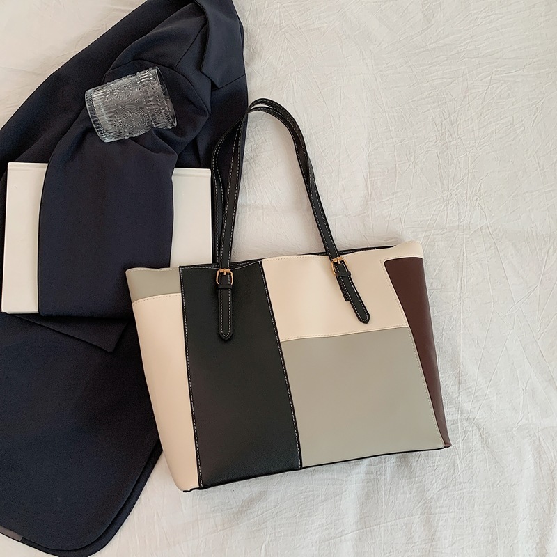 Free Delivery Designer Bag Big For Women 2025 Trendy Korean Edition Large Capacity Simple Single Shoulder Splicing Color Contrasting Tote Bag Hand Lux