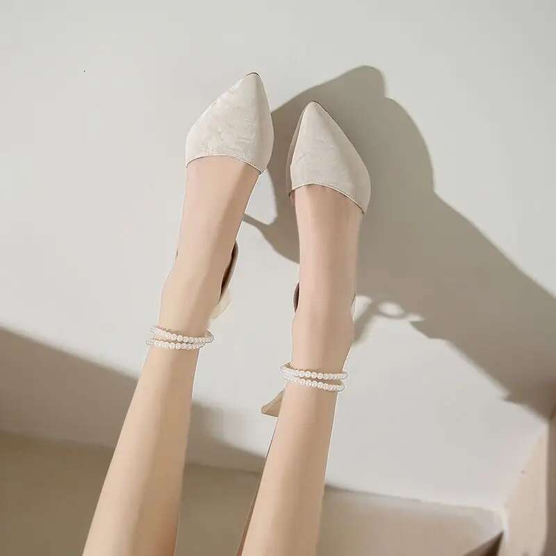 Spring/Summer New Small Fragrant Wind Pointed Pearl Versatile Thin High Heels Hollow Women'S Single Shoes