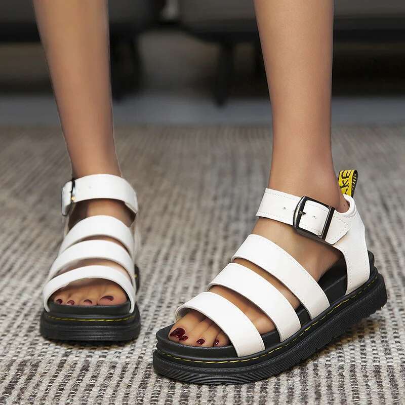 Spot Large Summer New Thick Sole One e Casual Roman Sandals Women's Cross Border Round Head Buckle Shoes