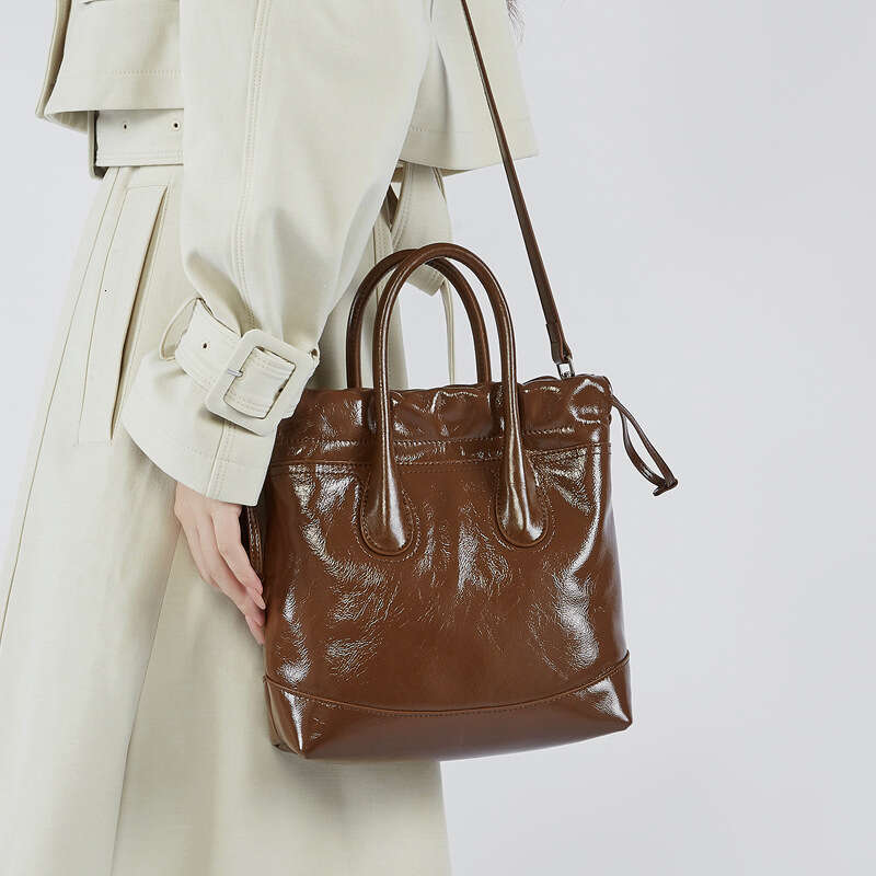 Song's Niche Top Layer Cowhide Drawstring Handbag, Single Shoulder Crossbody Bucket Pleated Bag, Genuine Leather Women's Bag